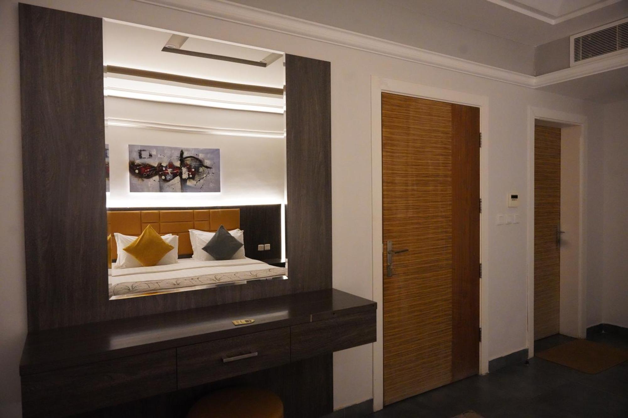 Tura Residence Rijad Zewnętrze zdjęcie